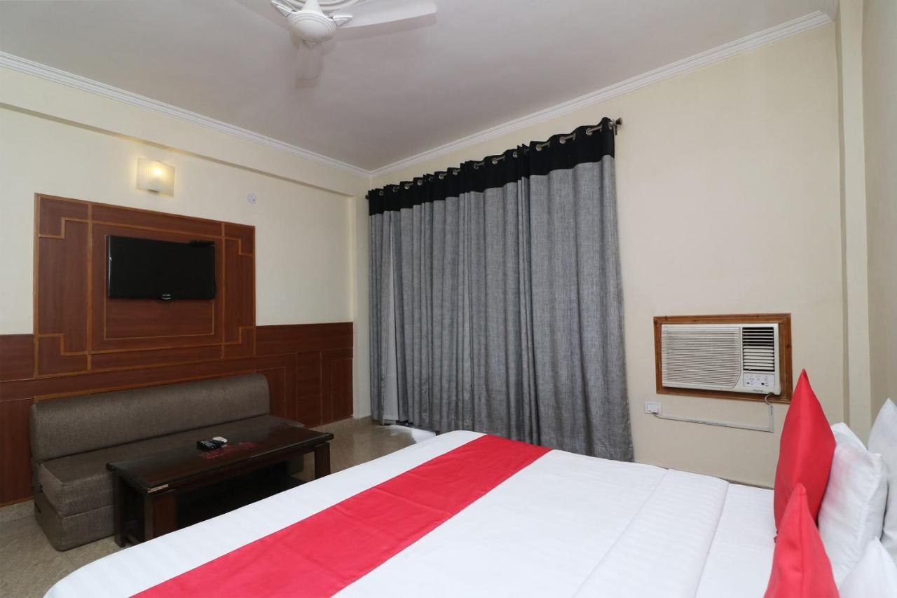 Capital O 4747 Imperial Hotel Katra Katra  Luaran gambar