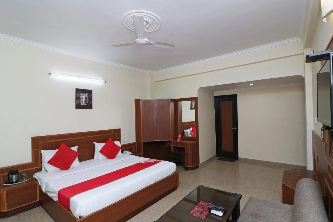 Capital O 4747 Imperial Hotel Katra Katra  Luaran gambar