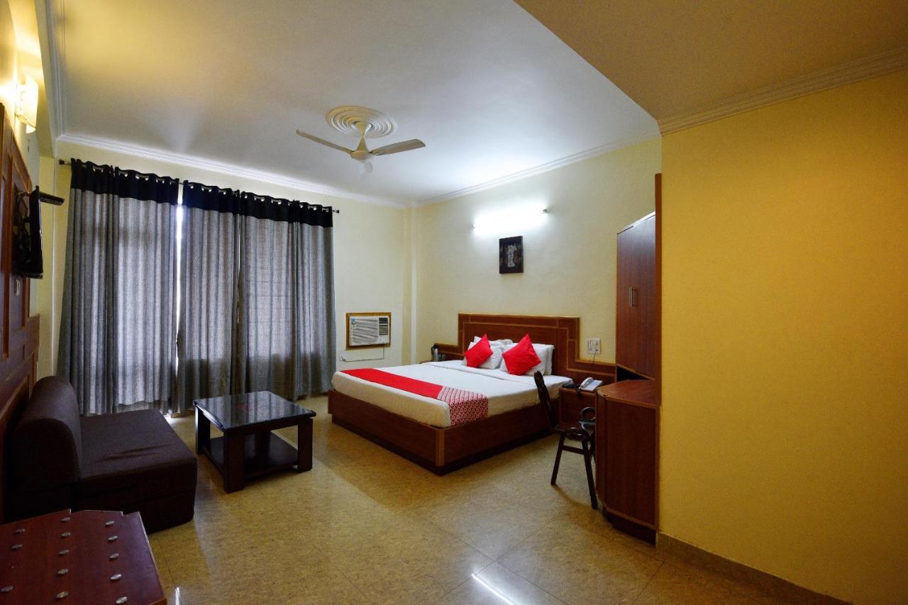 Capital O 4747 Imperial Hotel Katra Katra  Luaran gambar
