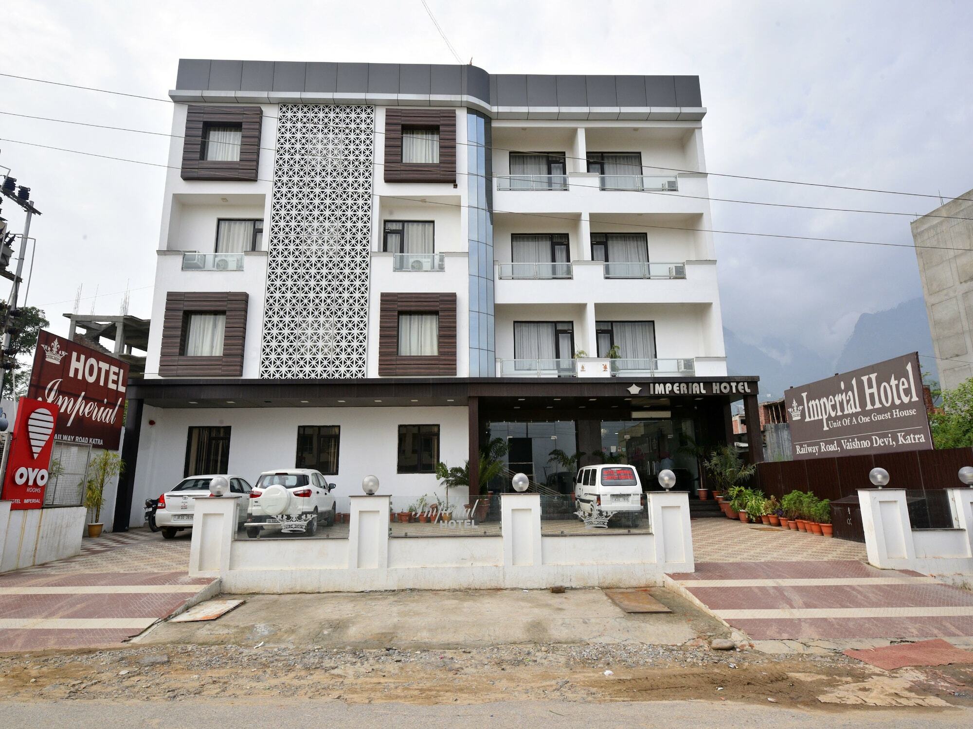 Capital O 4747 Imperial Hotel Katra Katra  Luaran gambar