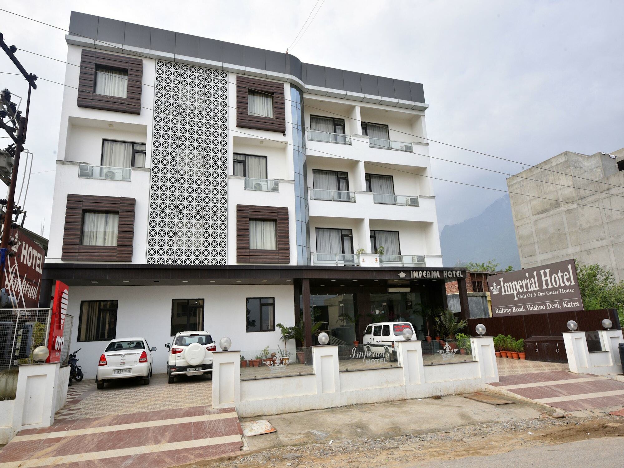 Capital O 4747 Imperial Hotel Katra Katra  Luaran gambar